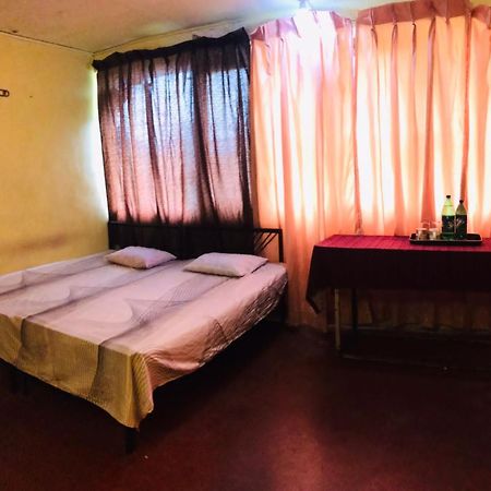 Coca Cola Hostel Malabe Kültér fotó